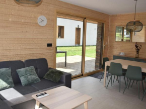 Chalet neuf 4 pièces - À deux pas du centre, téléphérique et loisirs - FR-1-464-188
